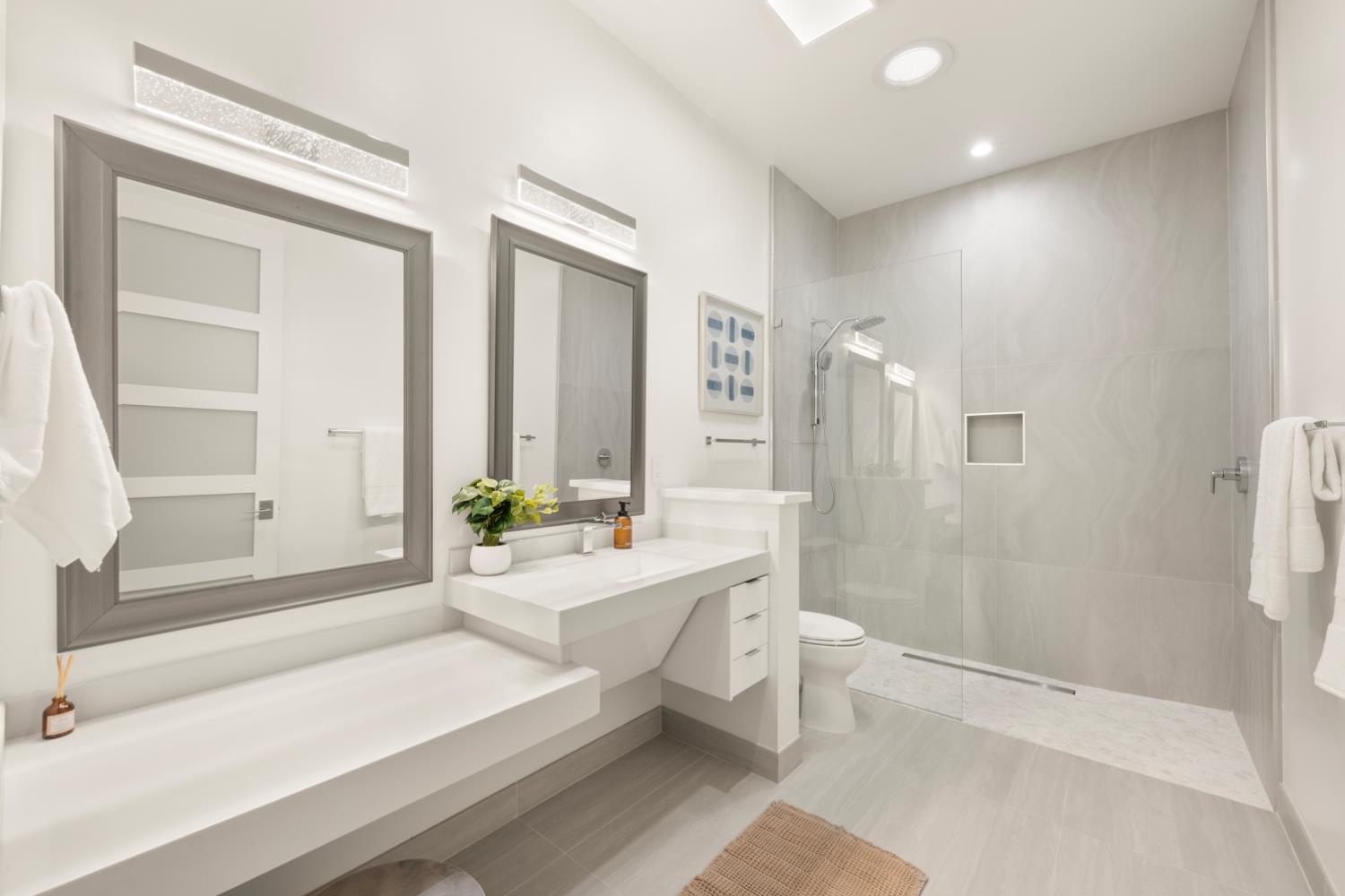 3630 Winding Creek Road Sacramento, CA 95864 - Photo 31 of 74 a spacious bathroom with a bathtub a sink and a shower