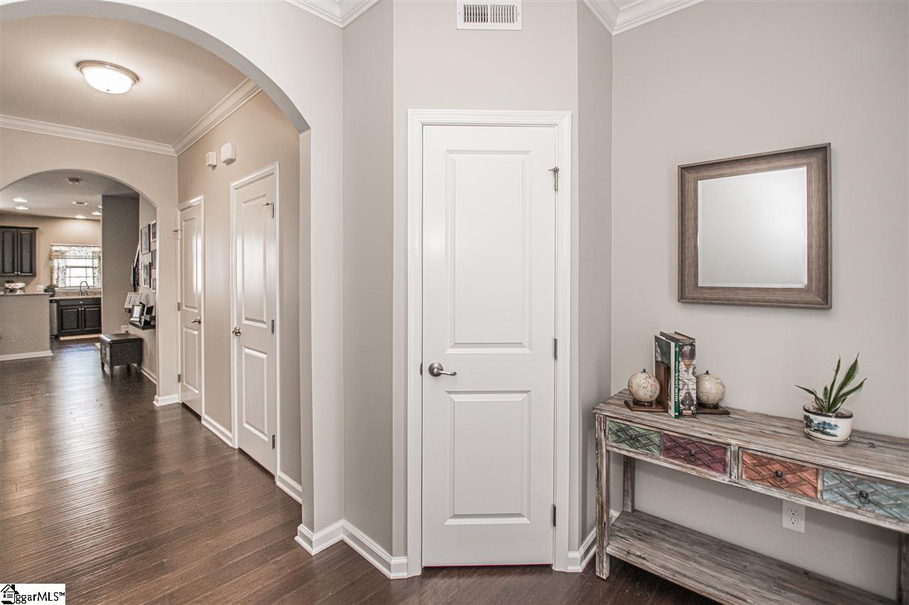 431 Christiane Way Greenville, SC 29607 - Photo 8 of 35 Gallery Image 8