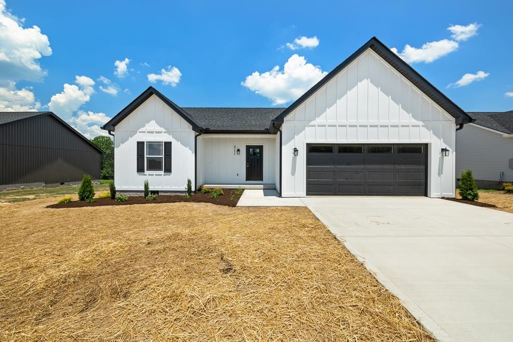 4711 Window Cliff Road Baxter, TN 38544 - Photo 1 of 23 Gallery Image 1
