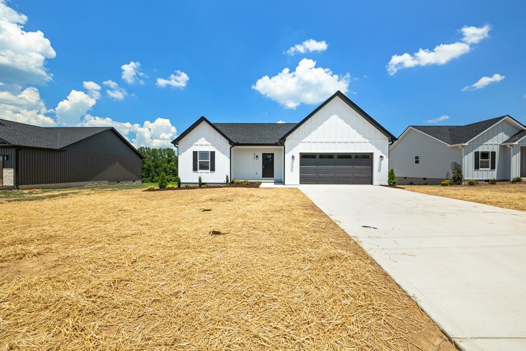 4711 Window Cliff Road Baxter, TN 38544 - Photo 4 of 23 Gallery Image 4