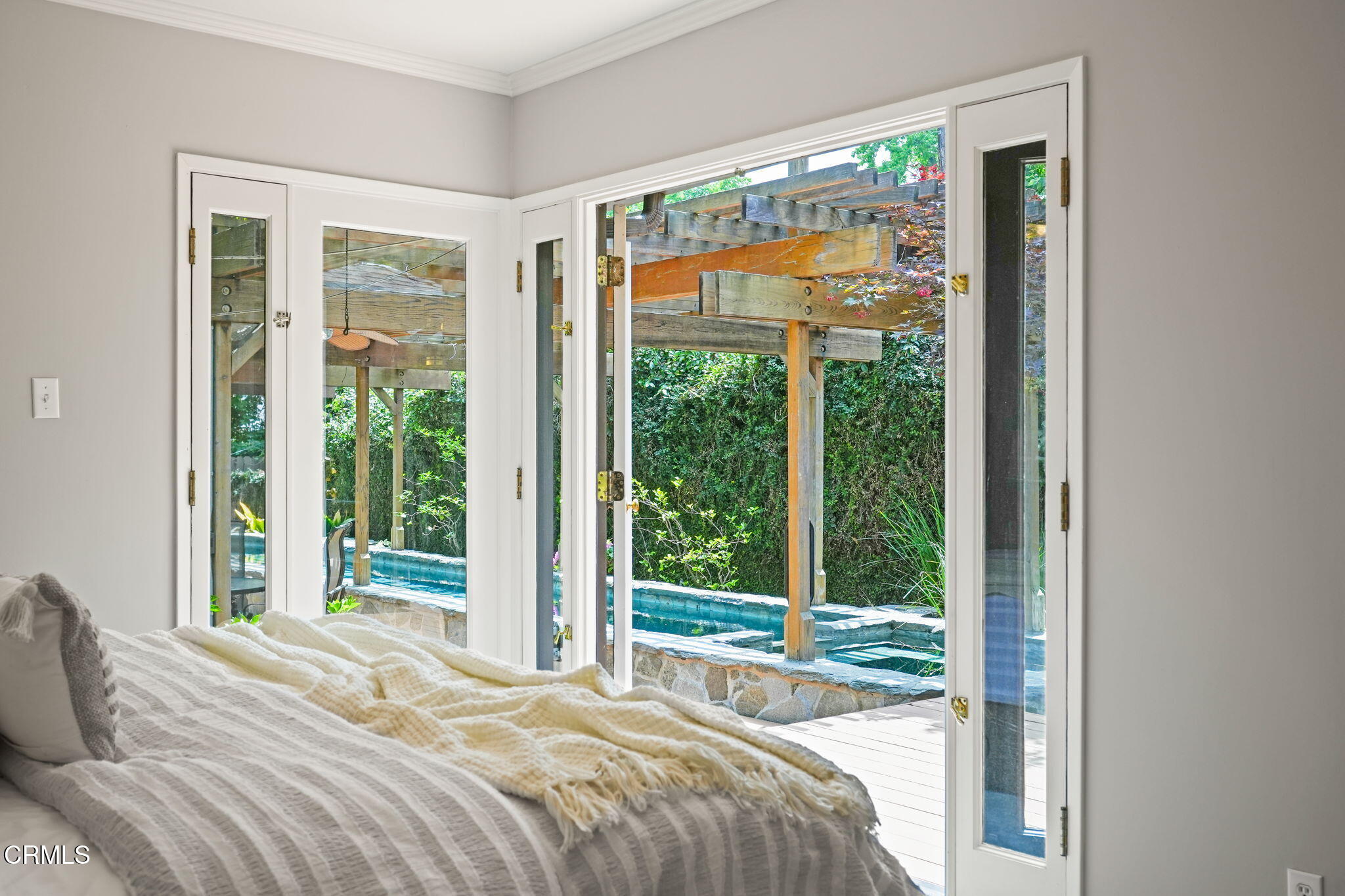 1340 Lomay Place Pasadena, CA 91103 - Photo 16 of 26 16-web-or-mls-1340-lomay-pl