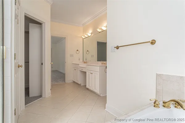 $599,900 | 4523 Weaverhall Drive, Fayetteville, NC 28314