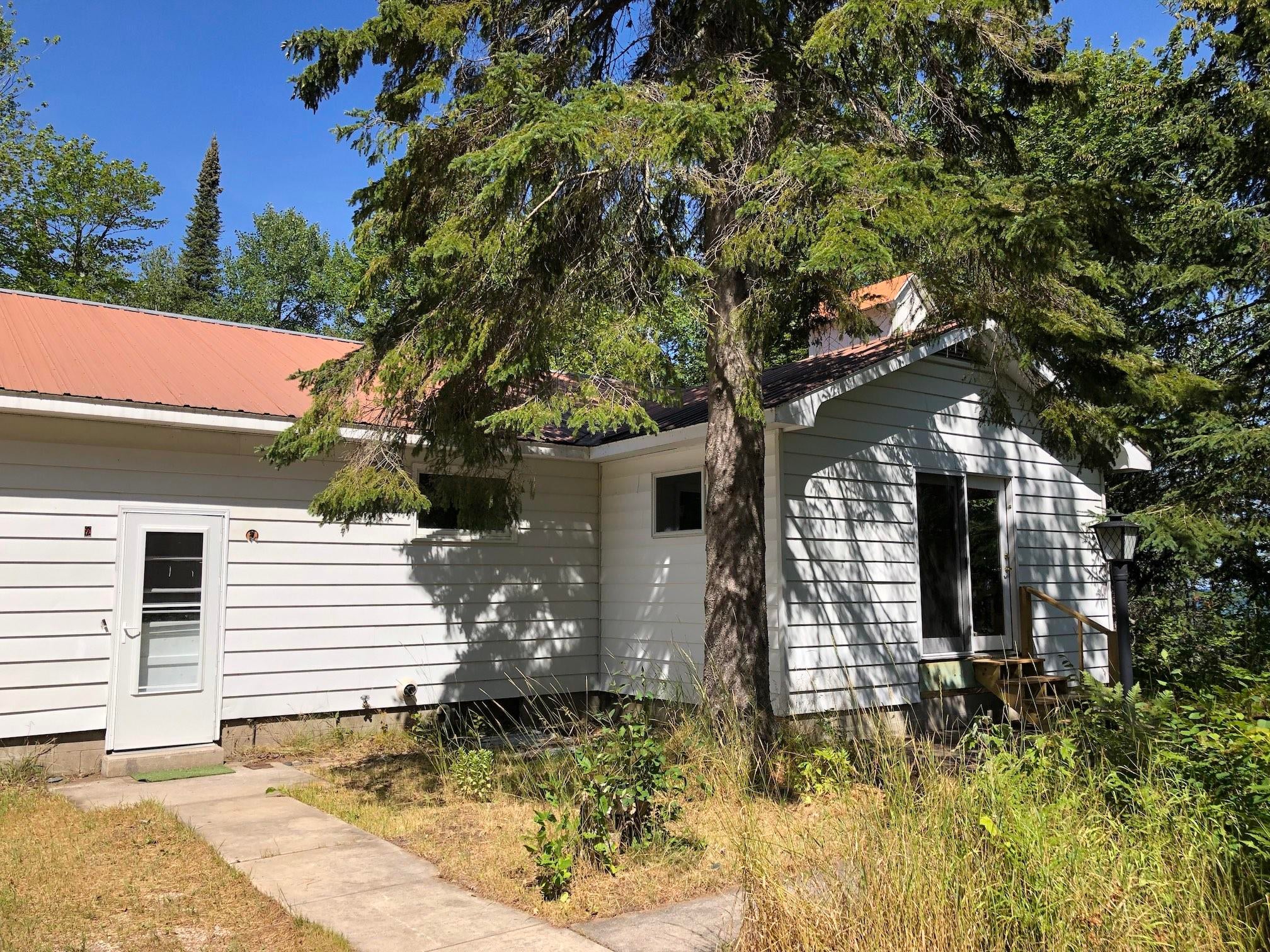 8780 North Whitefish Point Road Paradise, MI 49768 - Photo 6 of 28 Gallery Image 6