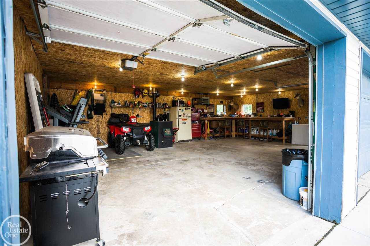 8290 Beard Road Avoca, MI 48006 - Photo 15 of 65