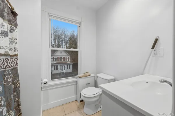 $450,000 | 127 East Chester Street, Kingston, NY 12401