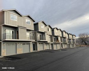 2600 Racquet Lane, Unit 28 Yakima, WA 98902 - Photo 1 of 23 1