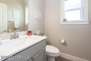 2600 Racquet Lane, Unit 28 Yakima, WA 98902 - Photo 15 of 23 15