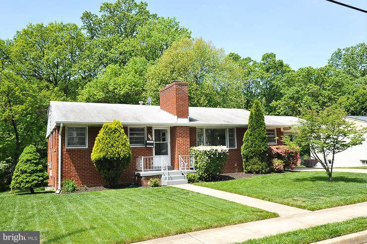 507 Moorefield Road Southwest Vienna, VA 22180 - Photo 28 of 30 Exterior (Front)