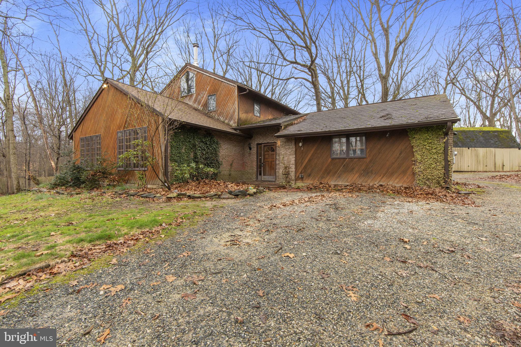 1655 Old Elk Neck Road Elkton, MD 21921 - Photo 40 of 43 a front view of house with yard