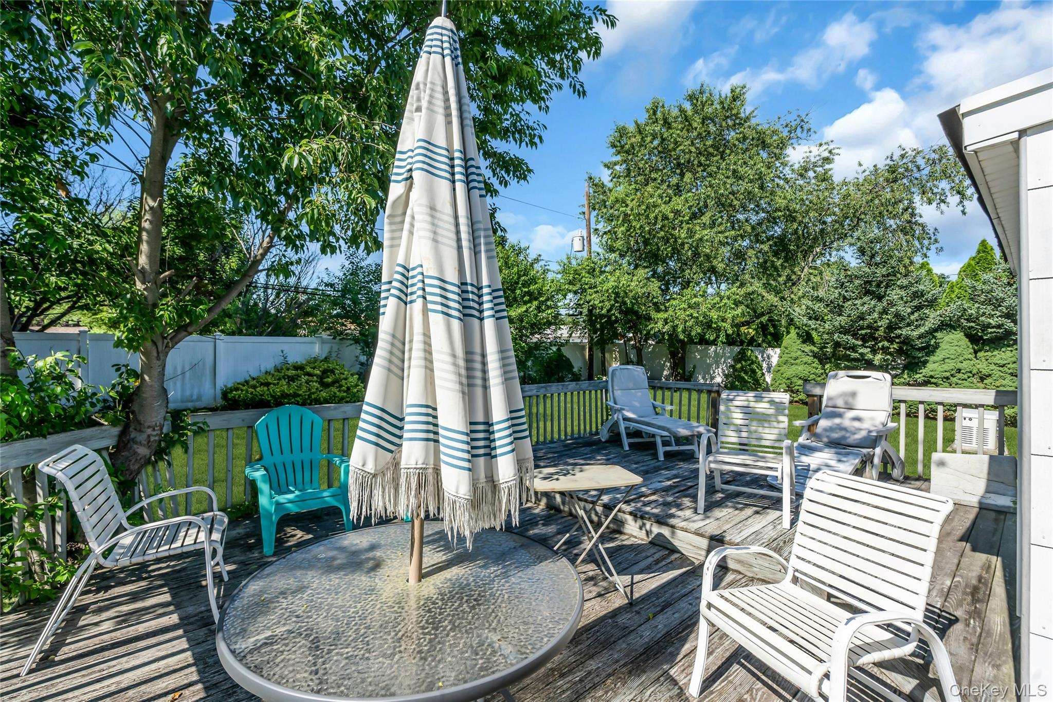 33 Cameo Road Commack, NY 11725 - Photo 17 of 24
