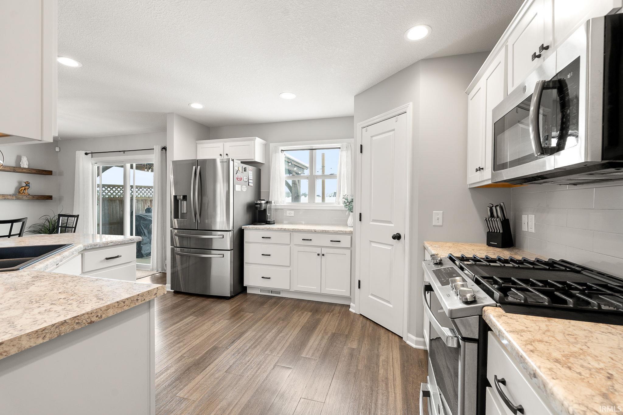 14023 Aloes Passage Fort Wayne, IN 46845 - Photo 16 of 36