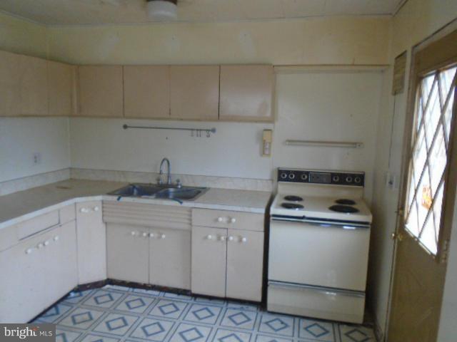 9755 Bird River Road Baltimore, MD 21220 - Photo 7 of 30 Kitchen