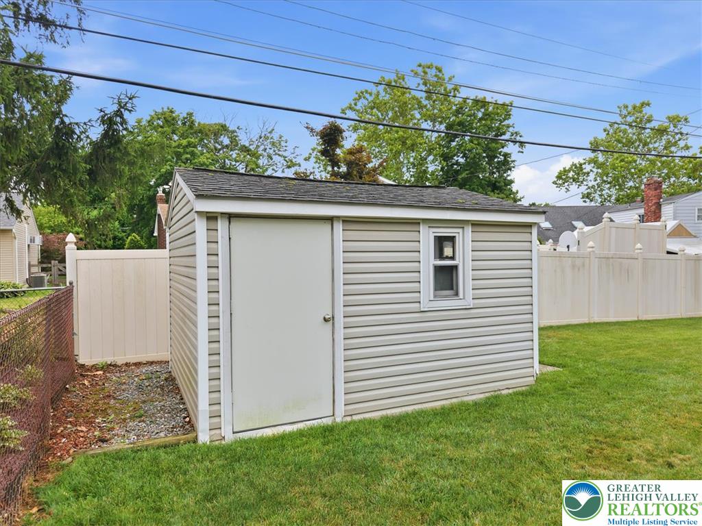 1928 Woodbury Road Bethlehem, PA 18017 - Photo 76 of 89