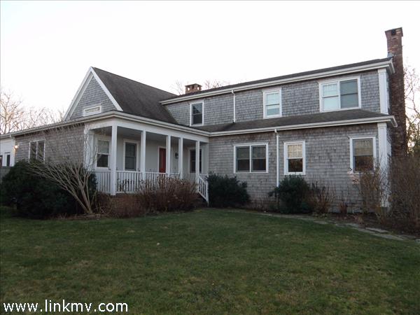 8 Fishermans Knot Road Edgartown, MA 02539 - Photo 1 of 19 http://d1qzqeyxiitrap.cloudfront.net/photos/32719/600/c2ad9786.jpg