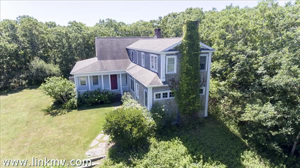 8 Fishermans Knot Road Edgartown, MA 02539 - Photo 18 of 19 http://d1qzqeyxiitrap.cloudfront.net/photos/32719/600/c0f0b987.jpg