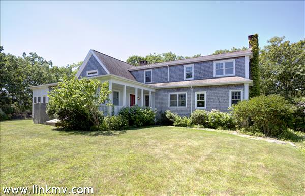 8 Fishermans Knot Road Edgartown, MA 02539 - Photo 19 of 19 http://d1qzqeyxiitrap.cloudfront.net/photos/32719/600/5242855e.jpg