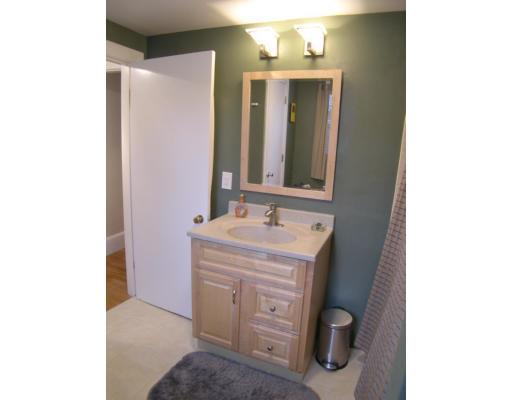 101 Edgemont Road Braintree, MA 02184 - Photo 11 of 25