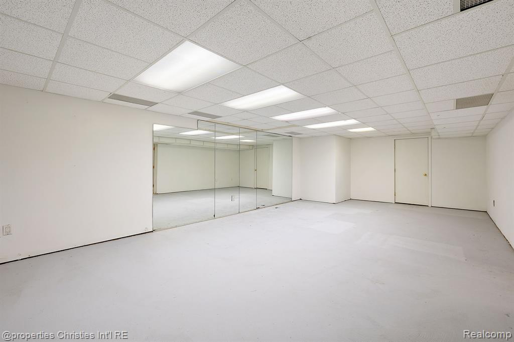 1895 Rathmor Road Bloomfield Hills, MI 48304 - Photo 58 of 58