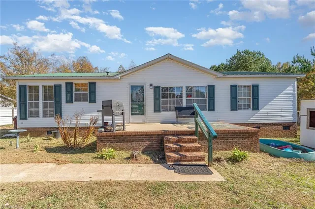 $190,000 | 6020 River Heights Drive, Ramseur, NC 27316