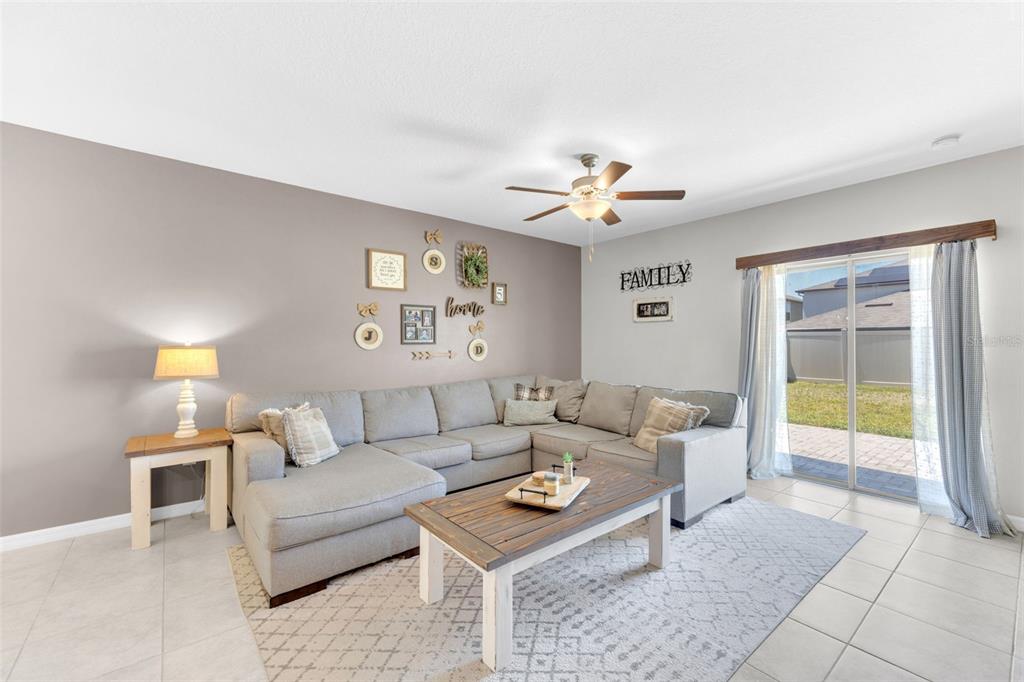 9434 Lemon Drop Loop Sun City Center, FL 33573 - Photo 16 of 46