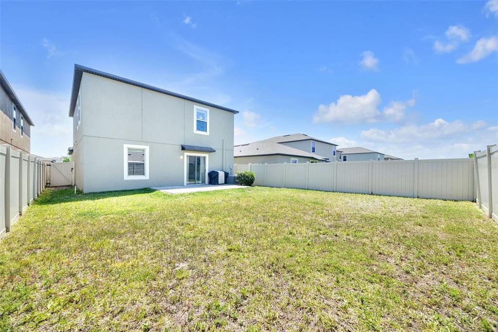 9434 Lemon Drop Loop Sun City Center, FL 33573 - Photo 41 of 46