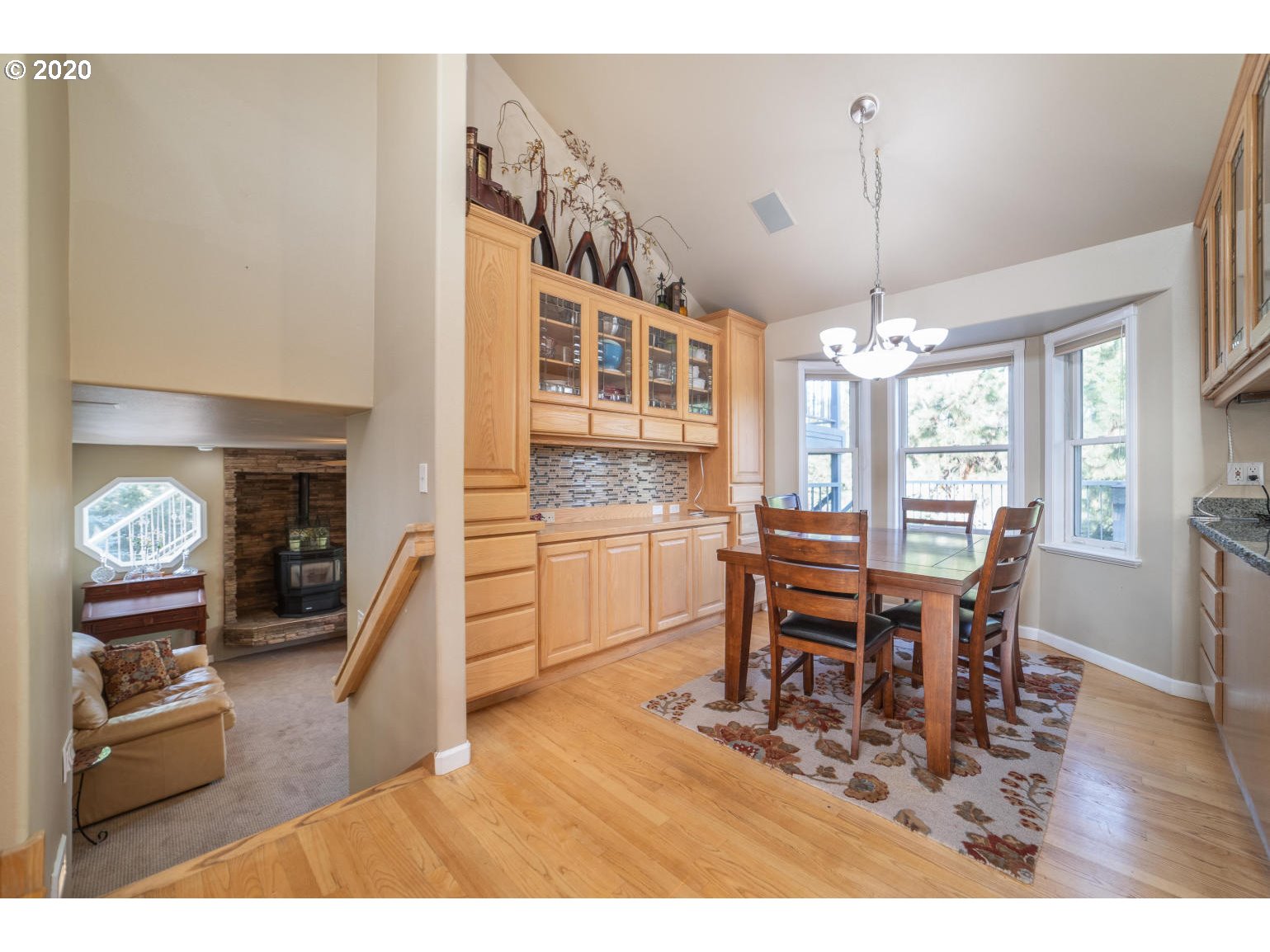 60706 Billadeau Road Bend, OR 97702 - Photo 3 of 26