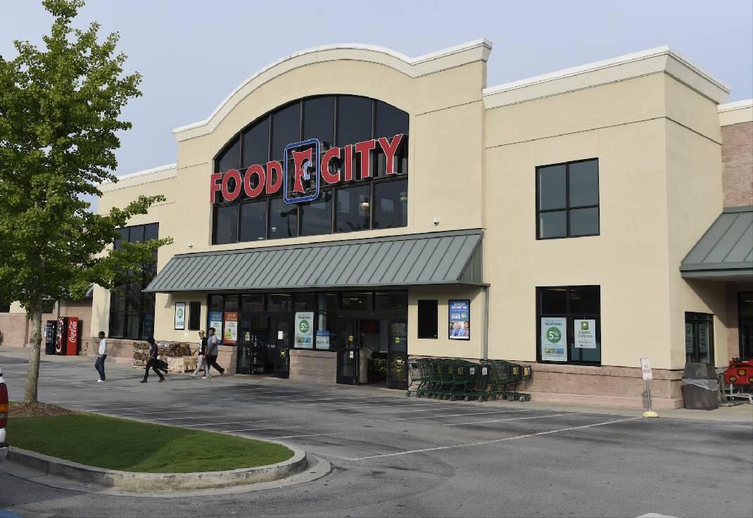 7720 Legends Way Chattanooga, TN 37421 - Photo 57 of 79 Food City