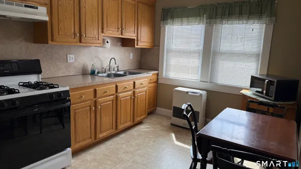 $1,200 | 78 Rockwell Avenue, Bristol, CT 06010