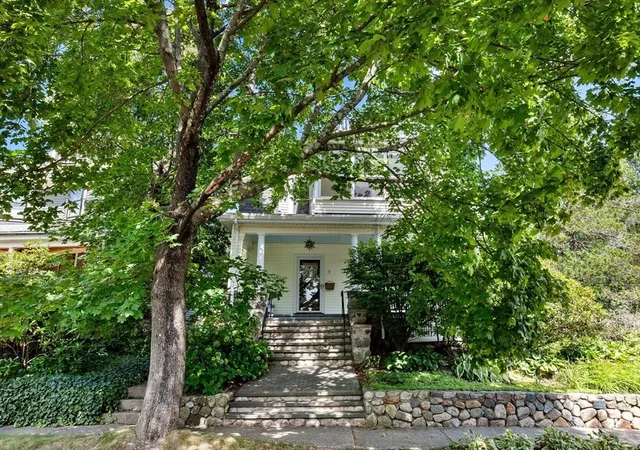 $1,430,000 | 7 Woodland Street, Arlington, MA 02476