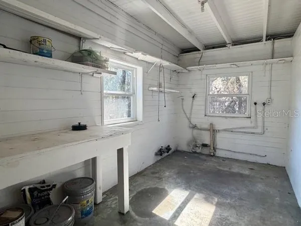 a view of utility room