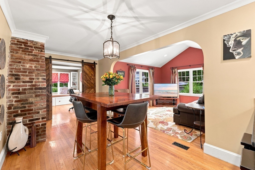 62 Walnut Road Hamilton, MA 01982 - Photo 8 of 34 Gallery Image 8