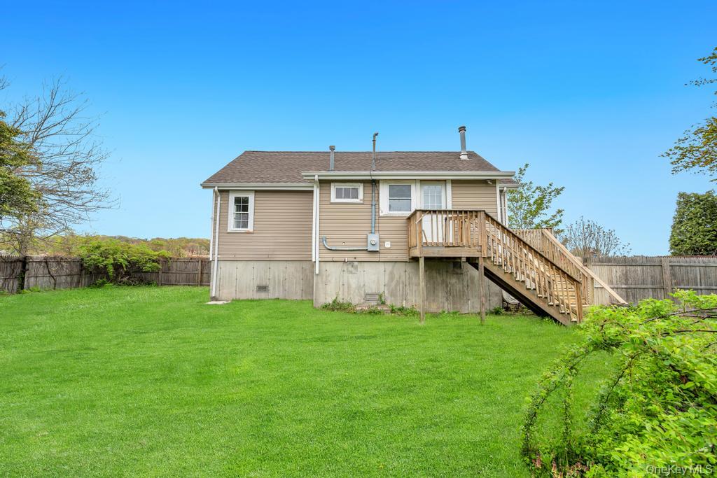446 Riviera Drive Mastic Beach, NY 11951 - Photo 23 of 28