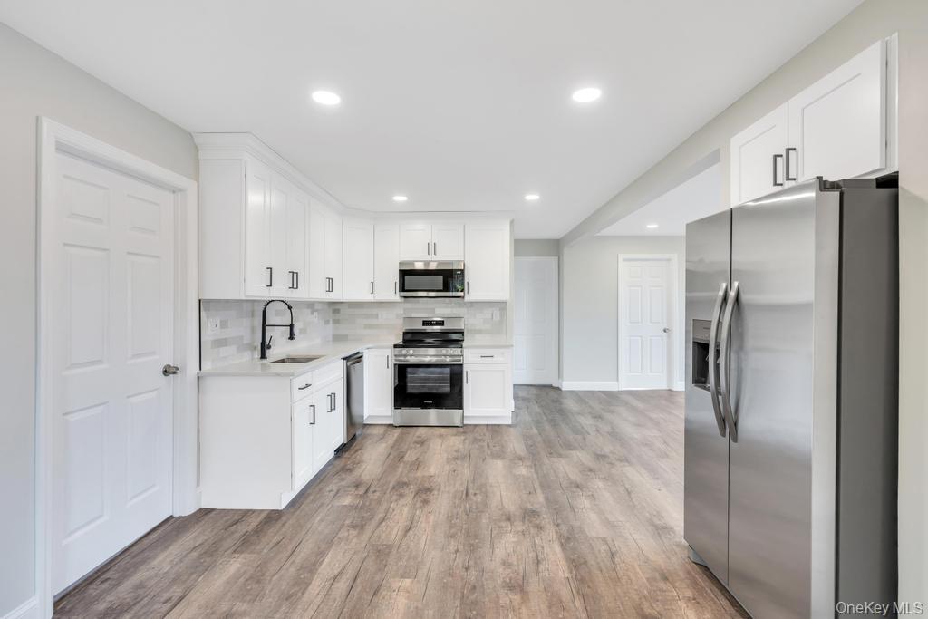 446 Riviera Drive Mastic Beach, NY 11951 - Photo 5 of 28