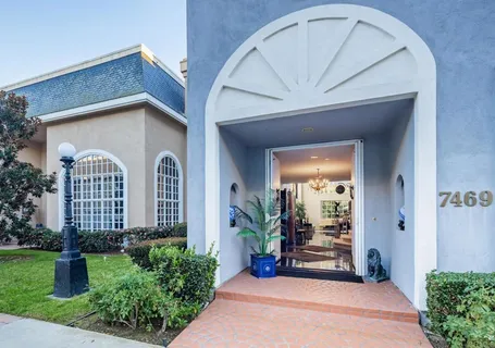 $1,575,000 | 7469 Via De Fortuna, Carlsbad, CA 92009