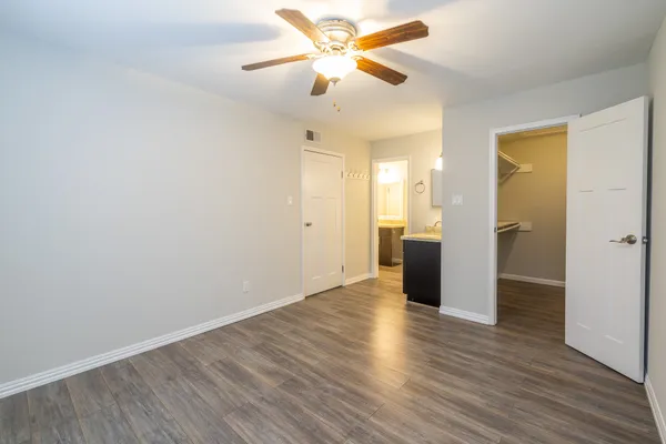 $1,295 | 2750 Holly Hall Street, Unit 1608, Houston, TX 77054