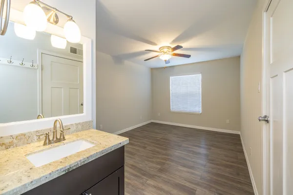 $1,295 | 2750 Holly Hall Street, Unit 1608, Houston, TX 77054