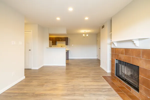 $1,295 | 2750 Holly Hall Street, Unit 1608, Houston, TX 77054