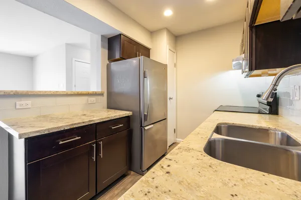 $1,295 | 2750 Holly Hall Street, Unit 1608, Houston, TX 77054
