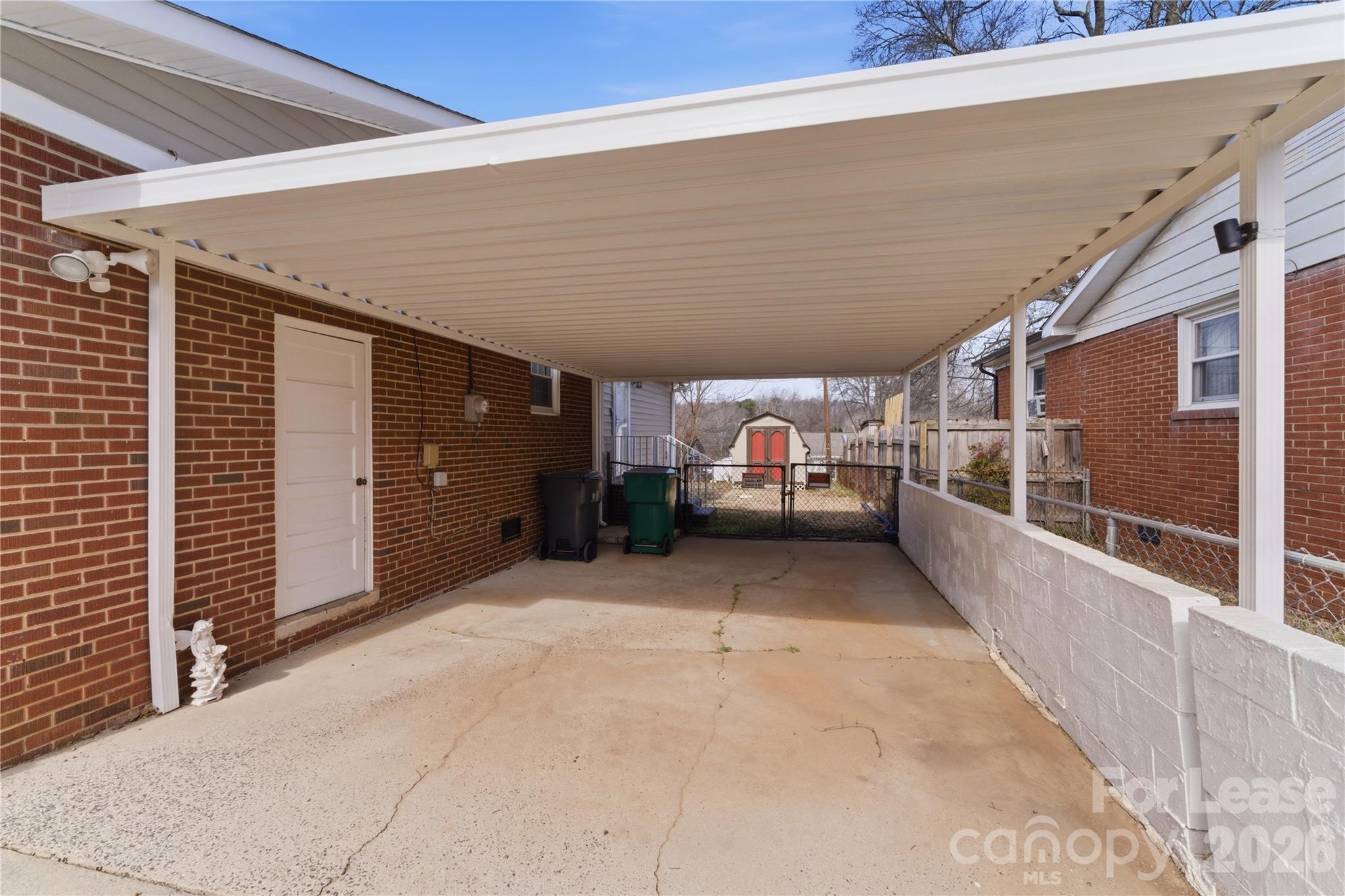 4000 Fieldcrest Road Charlotte, NC 28217 - Photo 22 of 26