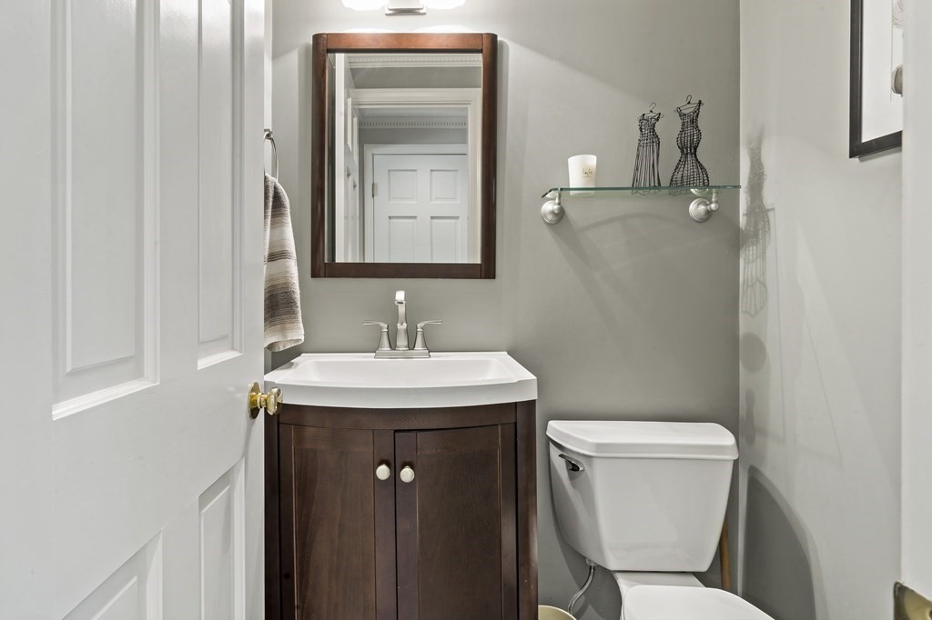 1850 Pine Hill Road Dighton, MA 02764 - Photo 19 of 40