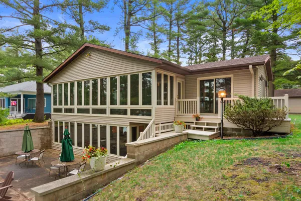 $849,000 | 3903 7th Drive, Hancock, WI 54943