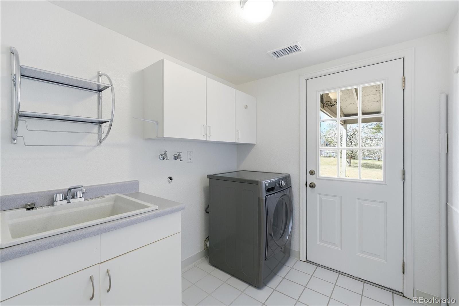 8169 Webster Street Arvada, CO 80003 - Photo 15 of 50