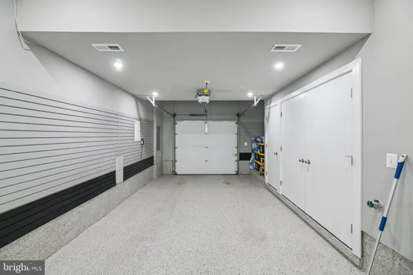 $3,250 | 5627 45th Avenue, Hyattsville, MD 20781