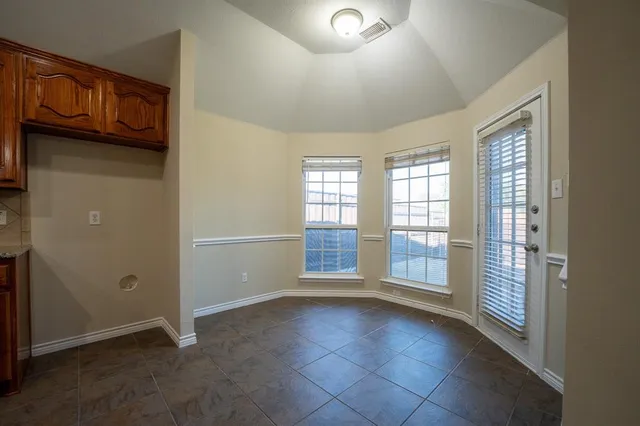 $2,150 | 2002 Gardenridge Drive, Glenn Heights, TX 75154