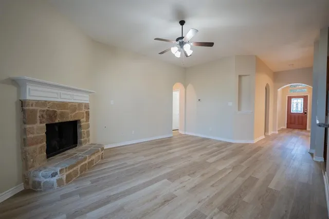 $2,150 | 2002 Gardenridge Drive, Glenn Heights, TX 75154