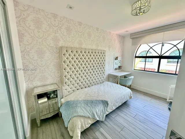 $14,000 | 1150 98th Street, Unit 10, Bay Harbor Islands, FL 33154