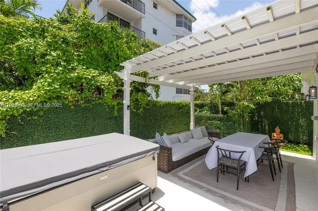 $14,000 | 1150 98th Street, Unit 10, Bay Harbor Islands, FL 33154