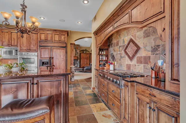 $975,000 | 1726 Blackberry Circle, Sartell, MN 56377