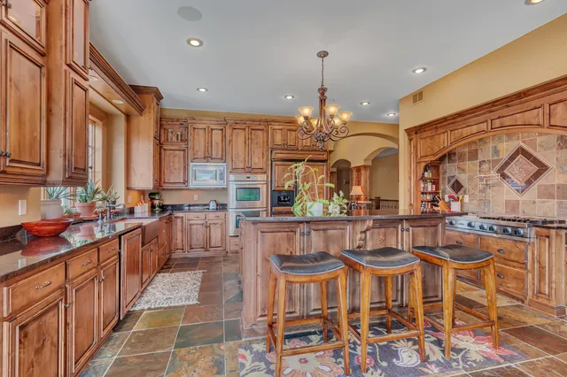 $975,000 | 1726 Blackberry Circle, Sartell, MN 56377