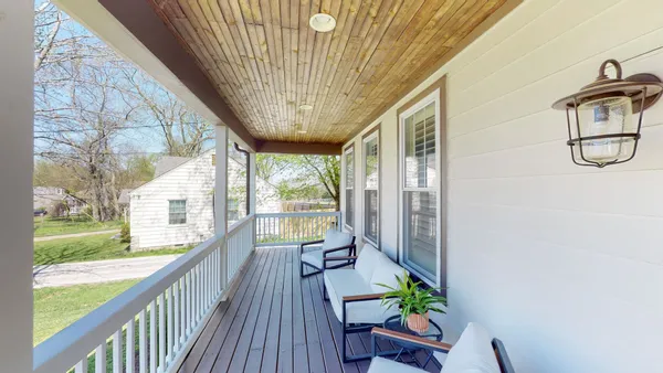 $678,500 | 524 East B E Bend Drive, Nashville, TN 37209